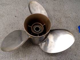 103046 Michigan Wheel Rapture Stainless Propeller Std R/h 14 1/4dia X 17p V6