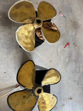 351277 Michigan Wheel Boat Propeller Prop 4 Blade 23l X 24 1-3/4 Inch Pair Rh&lh