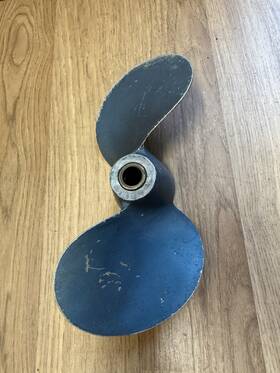 496205 Michigan Wheel Vintage Outboard Propeller 2 Blade Pin Drive J4 Aluminum Chris Craft