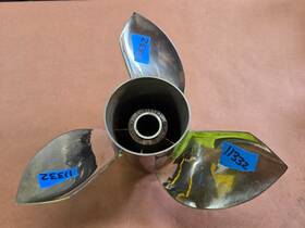 P11332 Michigan Wheel 953522 14 3/4 Inch X 22p Ballistic Xhs Xl Ss Prop Flo Torq