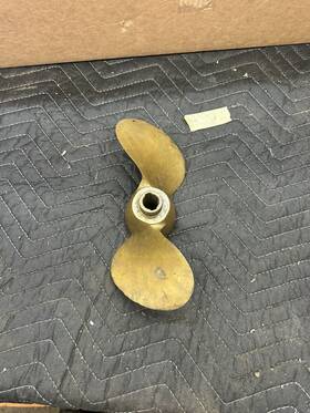 Aj-461 Michigan Wheel Aj 461 2 Blade Bronze Prop Pin Drive Used