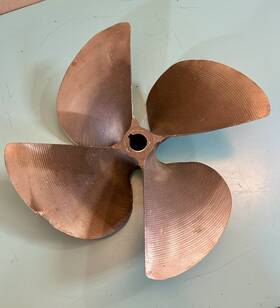 Dq4694b18b Michigan Wheel Acme Propeller 357 13.25x15.5 Vl 1 1/8 Inch Bronze 4-blade Needs Restoration