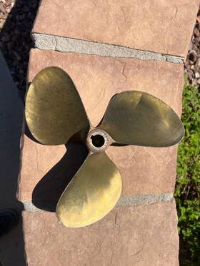 C223 Oj Propeller 11 X 15 Inboard 3 Blade Left Hand 1 Inch Shaft