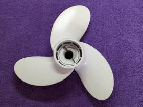 388587 Omc Boat Prop 8 X 5 White Aluminum