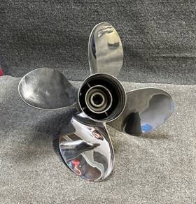 505084 Omc 4 Blade Prop 13 3/4 X 23 Pitch Stainless Steel Used Johnson Evinrude