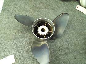 Ofx3r21p200 Power Tech Powertech Stainless Propeller Std Rot R/h 15 .25 X 21p V6