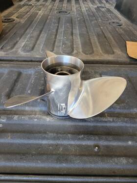 Eld3r17-vt145 Powertech Used Eld Series Stainless 3 Blade Propeller 13.38 X 17rh