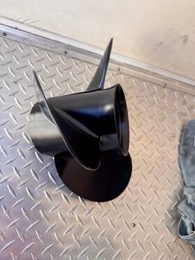 S384 Quicksilver 17b&s384 15.25 X 15p Rh Propeller