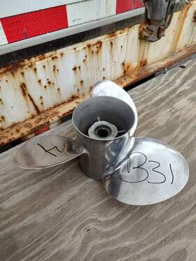 48-16312a40 Quicksilver Propeller 15 Pitch Rh Stainless Steel Prop B31