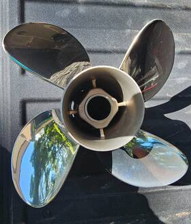 48-8m0055563 Quicksilver Q4 / Mercury Spitfire 4 Blade 21p Stainless