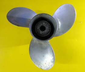 48-76228a4 Quicksilver Mercury Propeller 10 1/2 Inch X 13 Pitch Stainless 3 Bl. Rh