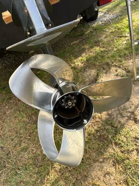 03073r-m8 Sharrow Mx Ss Loop Propeller For Yamaha F300 Hp