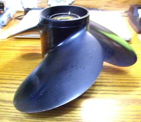 9441-1410-11 Solas Used Rubex 3 Aluminum Propeller - 9411-140-11 14x11p