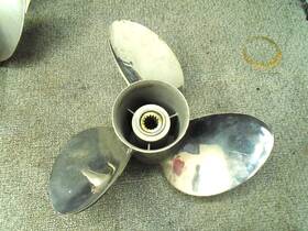 9451-139-21 Solas Stainless Steel Propeller Right Hand 13 7/8x21p Prop 15 Spline