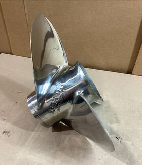 9572-158-15 Solas Rubex L3 Propeller 15.75x 15p Used/out Of Box