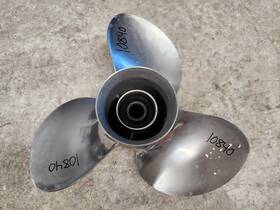 P10840 Solas D3x13 1/2x15rn 13 1/2 Inch X 15p Stainless Propeller Yamaha Hub