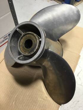 Solas E143/4x15 3 Bladed Stainless Steel Propeller With 15 Spline Hub P/n M