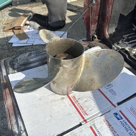 E15x19r Solas E15x19r. Propeller