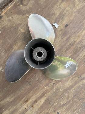 E3x14x19rn Solas 14 Inch X 19p Propeller Rh Mercury Yamaha Stainless Steel