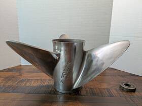 8x25rs Solas E3x15 1/8x25rs Stainless Steel Propeller Right Hand Rot