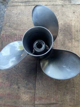13311 Stiletto Boat Propeller 10 1/8 X 10p Stainless Steel Polished Prop. Yamaha