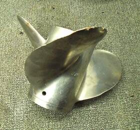 31321-y1321 Stiletto Stainless Steel Yamaha Propeller 31321 Y1321 Standard Rot 13 Dia 21p