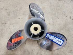 P9524 Suzuki 14 1/4 24p Inch X Stainless Steel Propeller New Hub 4.75 Gearcase