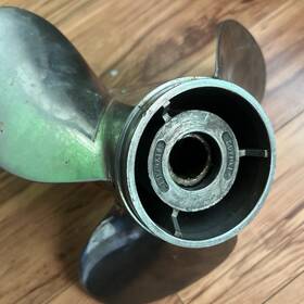 Suzuki 155425461495 Outboard Propeller 13 1/4x18 Original Parts