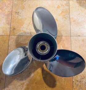 3x15x21r Suzuki Stainless Steel Propeller