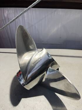 3x16x18.5l Suzuki Marine Outboard Engine Motor Lh Stainless Steel Propeller