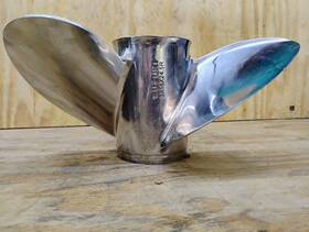 Suzuki 3x16x24.5r 3x15x24.5r Propeller