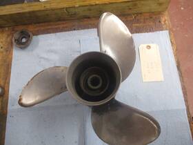 58100-94532-0119 Suzuki Outboard Stainless Propeller V5 2100 13 X 21 T90