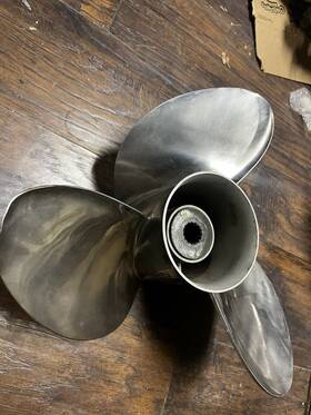 58800-93l00 Suzuki 3 X 16 17l Oem Stainless Steel Propeller Prop Lh Some Damage See Pic