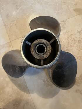 6380 Suzuki Marine Used Boat Propeller 14 1/4 X 22 Stainless Steal 3 Blade