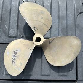 1734431 Teignbridge #1734431 Sea Ray Nibral 3 Blade Propeller 18 X 19 1.5 Inch 3.55 Rh 3b