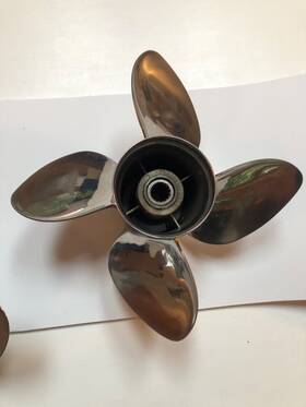 M141 Turbo Propellers M141/4x24 2 Propeller 24 Pitch Mercury 15 Spline Rubber Hub Included