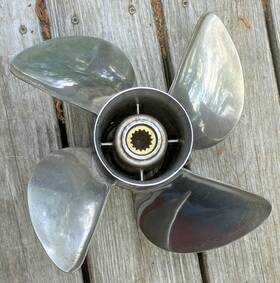 31431730 Turning Point Express Ss Rh Propeller 13.25 X 17 4-blade #31431730