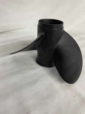 5465102 Vif 11-3/4 X 17- 13 Tooth Evinrude Propeller Aluminum Black