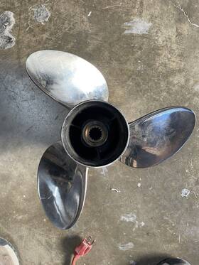 023121b Viper Johnson/evinrude Ss Prop 14 1/2 X 21
