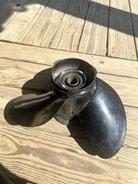 38500298 Volvo Propeller 15 1/2 X 13 Aluminum Sx Sterndrive