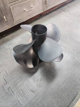 21661944 Volvo Penta Dps-b Helical Splined Ih4 Aluminum Prop Set Hardley Used