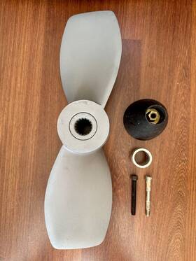 23478916 Volvo Penta 2 Bladed Prop From A Vp 130sd Sail Drive