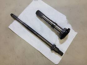 3860904 Volvo Penta 3841869 Duo Prop Propeller Shafts #s On Are And