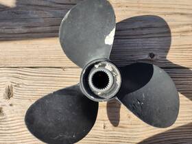854776 Volvo Penta Sx 3-blade Aluminum Propeller 14.25 X 19 27 Spline A3