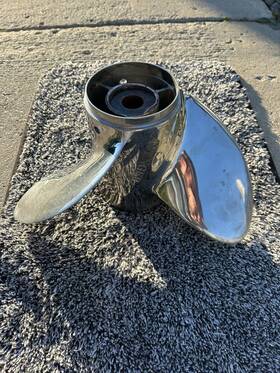 033104 Yamaha Stainless Steel Propeller Prop Rh Rotation 15 1/4 X 19