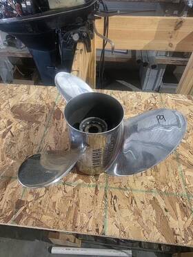 12433 Yamaha Saltwater Series Ii 3 Blade Stainless Steel With Hub Rh Rotation Prop 12433 Yamaha Saltwater Series Ii 3 Blade Stainless Steel With Hub Rh Rotation Prop