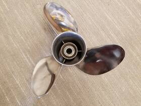 2x25-m Yamaha 141/2x25-m Stainless Steel Propeller 14 1/2 X 25p