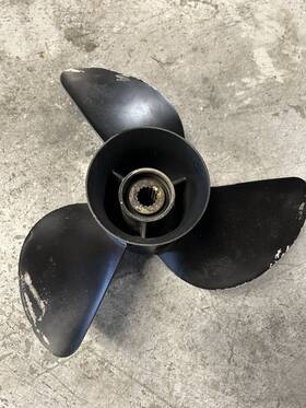 4x15-m Yamaha 151415 15 1/4x15-m F150 Propeller Outboard