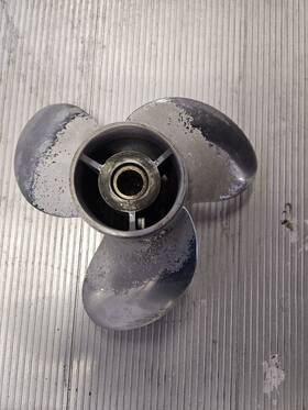 68g-45878 Yamaha Reliance Propeller 14 X 1/2 Sds Hub