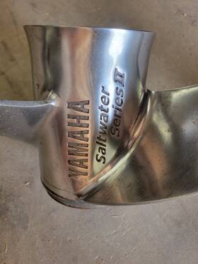6ce-45930-00-00 Yamaha Saltwater Series 2 Prop 13 Pitch 15 3/4